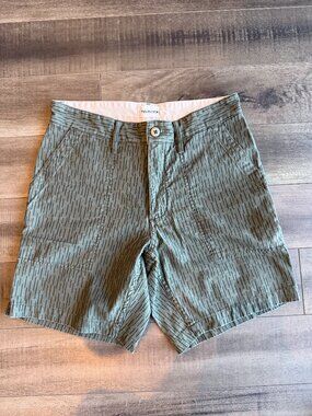 Taylor Stitch Green Rain Drop Shorts 31